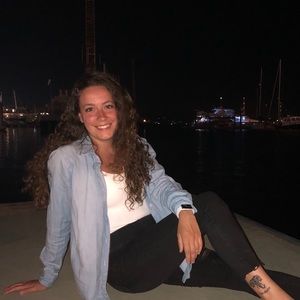 Meet your Posher, Kendra